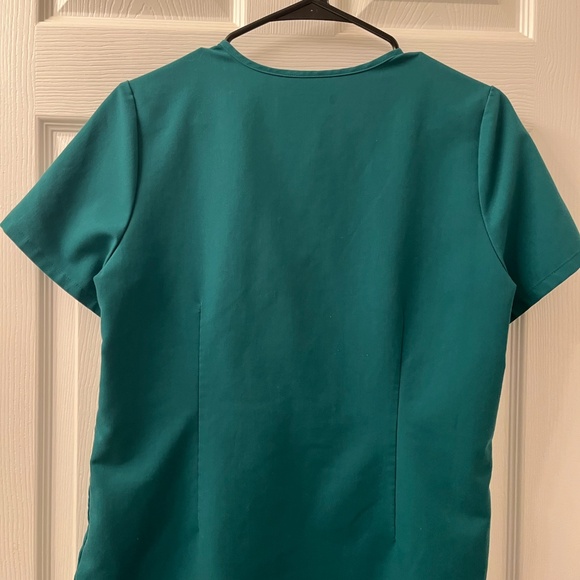 Figs Hunter Green Set, S Catarina top M yola pants - Picture 3 of 6